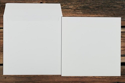 Briefumschläge 170x170 mm ohne Fenster haftklebend - naturelle